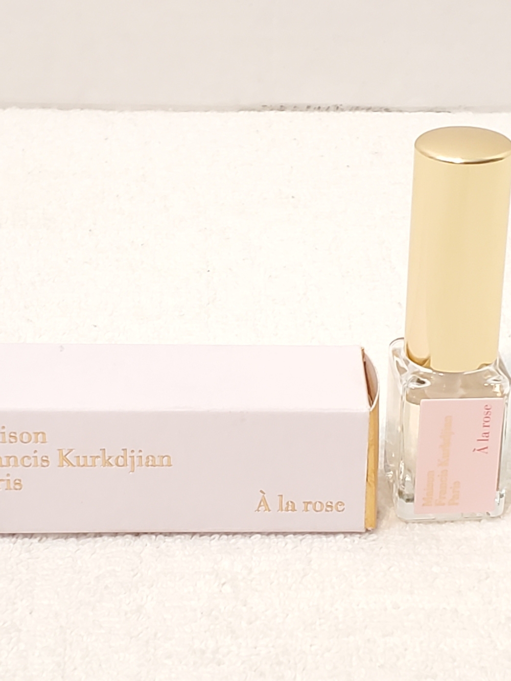 Maison Francis Kurkdjian A La Rose EDP 0.17 oz / 5ml Mini Perfume Spray Women's
